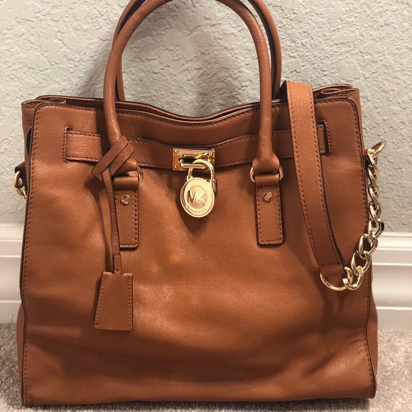 Michael Kors Hamilton Large Leather Tote - Picture 2 of 5